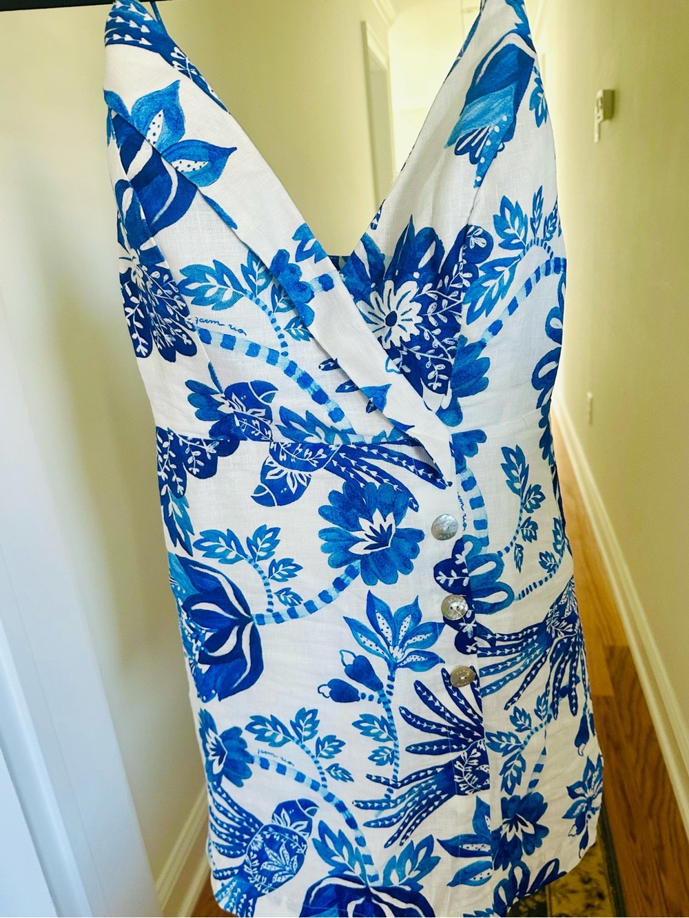 Farm Rio NWT Blue and White Floral Spaghetti Strap Mini Dress - Picture 4 of 7